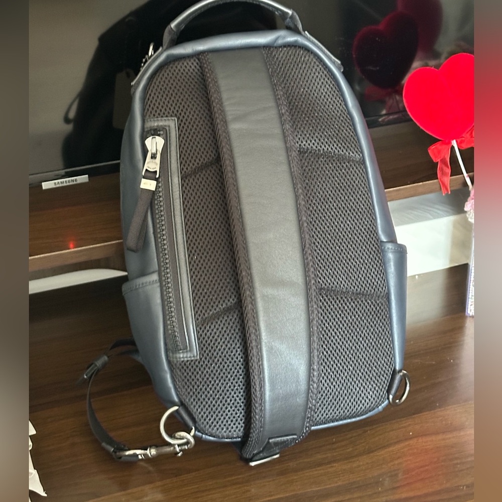 Coach Edge Backpack - Picture 10 of 15